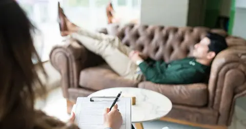 5 common therapy myths—and the research that disproves them