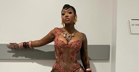 Summer Walker wears a beaded dress