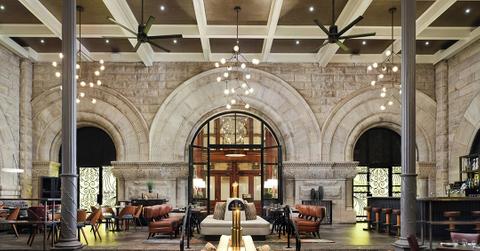 Top 10 historic hotels leading 2026 global travel searches