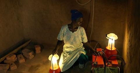 wp content/uploads///solar mama