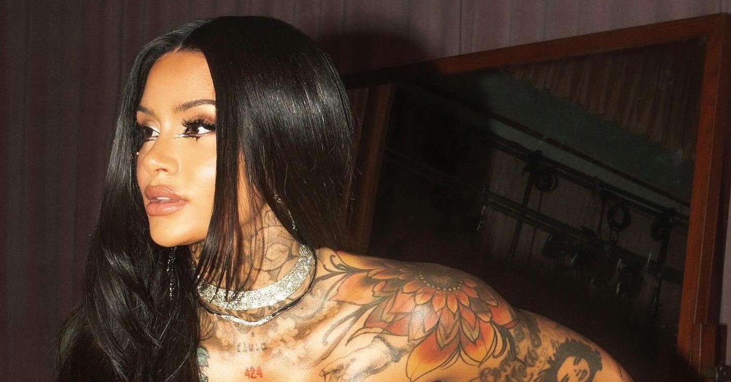 Kehlani wears winged eyeliner and silver jewelry. 