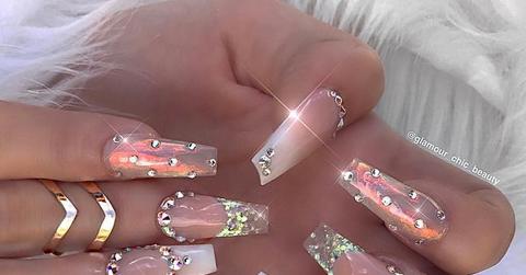 wp content/uploads///s Bedazzled Nails Are Making A Comeback