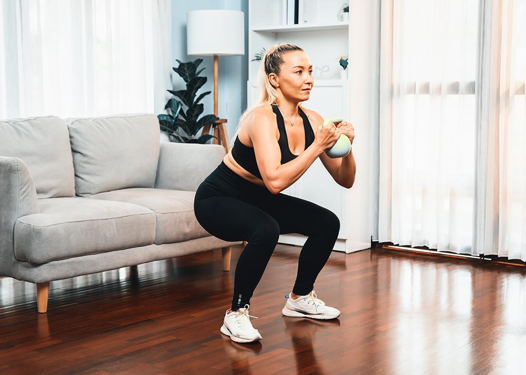 7 exercises to reduce belly fat after 40, from top trainers