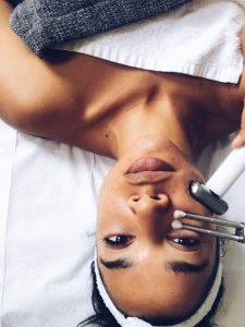 Hannah Bronfman recieving SB Skin treatment