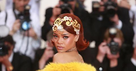 wp content/uploads/// barbadian singer actress fashion designer rihanna arrives metropolitan museum