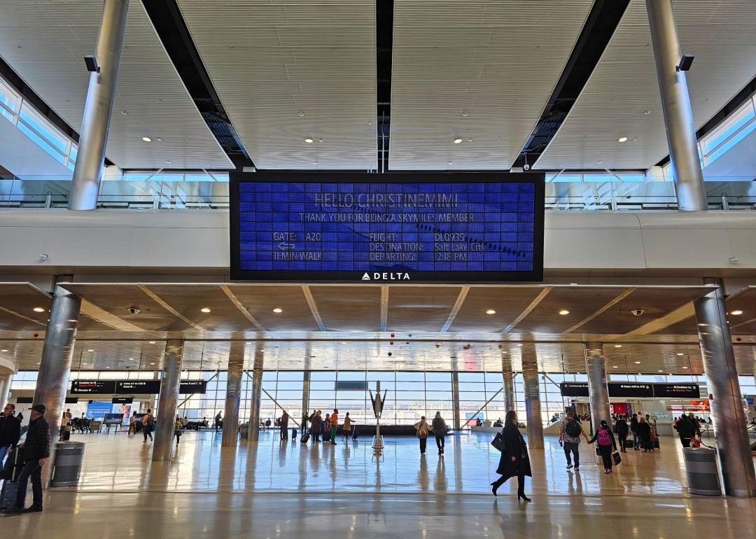 5 best airports in the US to get stuck in during layovers