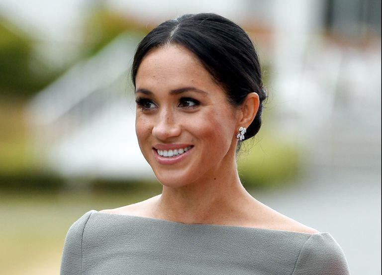 wp content/uploads///Meghan Markle Making a Make up Mark in Ireland