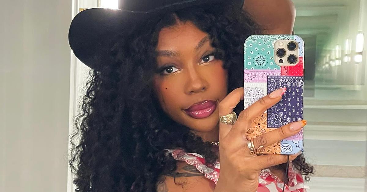 SZA poses on Instagram
