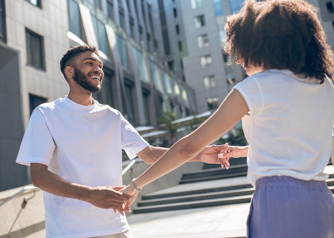 Monogamy vs. monogamish? 7% of Americans are in monogamish relationships