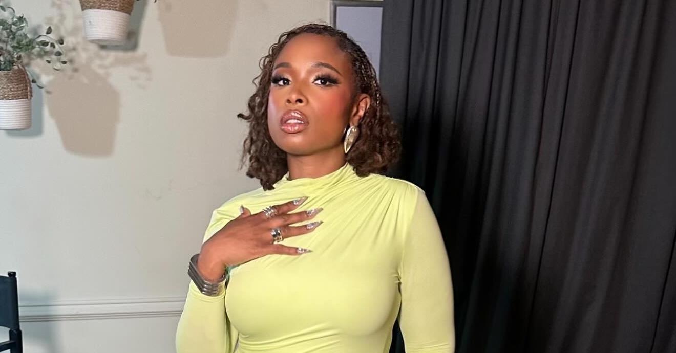 Jennifer hudson yellow dress