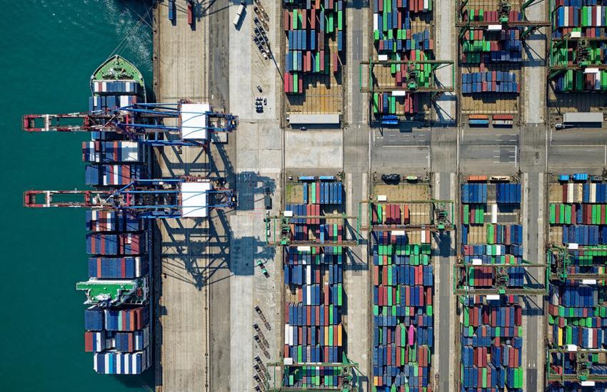 AaronChenPS2 // Shutterstock