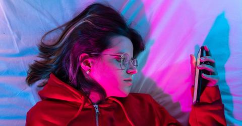 What Your Streaming vs. Scrolling Habits Reveal About Your Mental Health